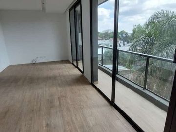 Departamento en alquiler en Bernal Centro