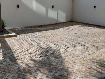 Departamento en alquiler en Bernal Centro