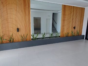 Departamento en alquiler en Bernal Centro