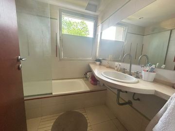 Casa en venta en Club de Campo Abril