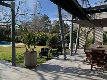 Casa en venta en Club de Campo Abril