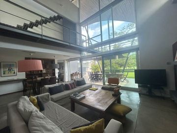 Casa en venta en Club de Campo Abril