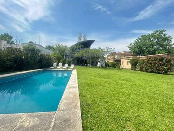 Casa en venta en Club de Campo Abril