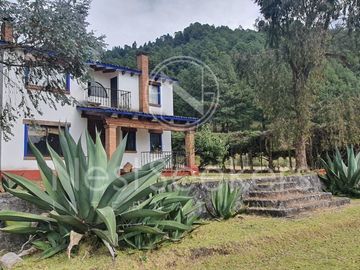 CASA DE CAMPO EN VENTA