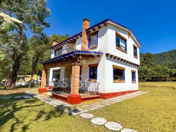 CASA DE CAMPO EN VENTA