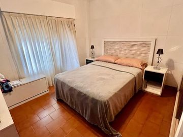 Venta- 26 de julio 5899 - casa 4 amb - V Ballester