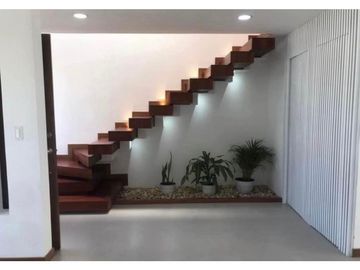 Venta o Renta de Casa Amueblada, Cuenca, Ricaurte 122m²