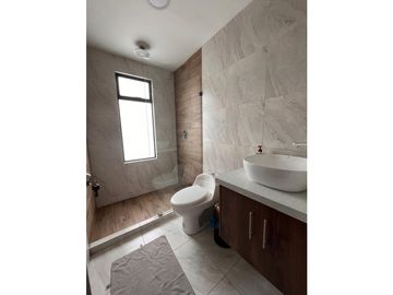 Venta o Renta de Casa Amueblada, Cuenca, Ricaurte 122m²