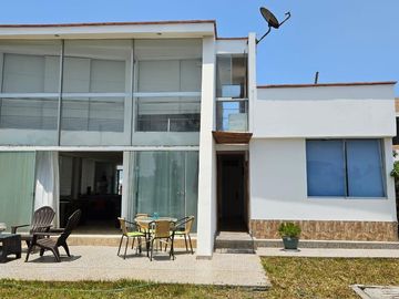 SE VENDE CASA EN CLUB DE PLAYAS SOLIMAR