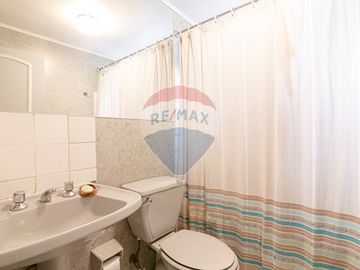 Hermosa casa en Vitacura, 4D/3B, terraza