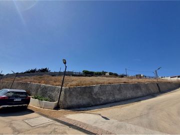 Terreno con hermosa vista al mar en CONDOMINIO