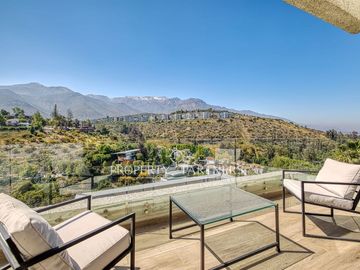 Gran casa con espectacular vista en el Mirador de los Dominicos