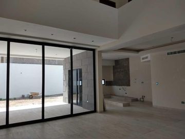 CASA EN VENTA EN HACIENDA DEL ROSARIO TORREON COAH.