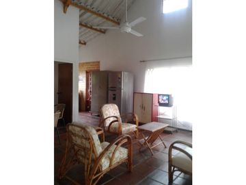 CASA CAMPESTRE EN MELGAR EN VENTA