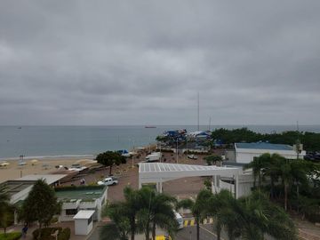 Departamento en  Chipipe sector Yacht Club Salinas