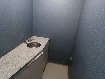 GALPON   OFICINAS