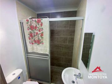 Casa dúplex, sector Molinos, Dosquebradas