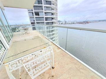 Apartamento Bocagrande sobre la bahia
