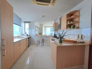 Apartamento Bocagrande sobre la bahia