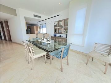 Apartamento Bocagrande sobre la bahia