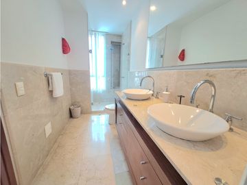 Apartamento Bocagrande sobre la bahia