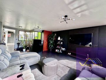Casa Duplex remodelada, vista panorámica, a 3 min de Periférico