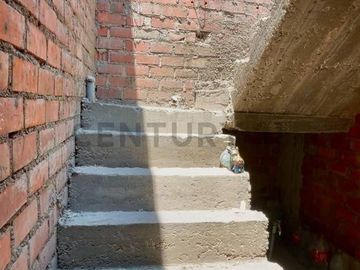 VENDO CASA EN CASCO, IDEAL PARA INVERSIONISTA