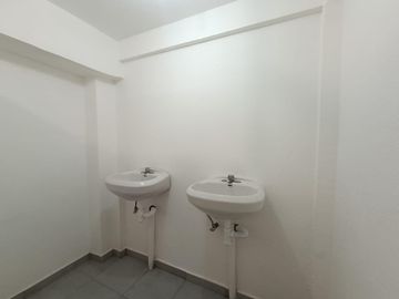 Bodega en venta en la zona de Lázaro Cárdenas
