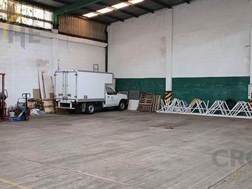 Bodega en venta en la zona de Lázaro Cárdenas