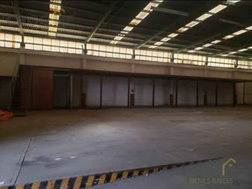 Bodega en venta en la zona de Lázaro Cárdenas