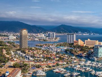 Departamentos de Lujo en Venta Frente al Mar en Alisia Marina Vallarta.