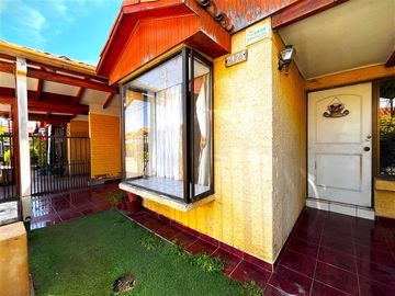 Casa en Venta en Emilio Rosas 2171, Maipú