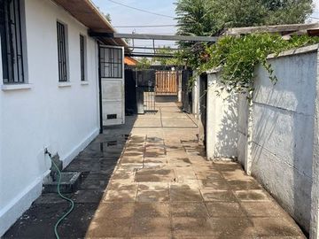 Casa en Venta en Arturo Gordon 3721, Macul