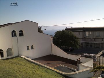 Vende Casa Tres Pisos En Condominio Reñaca Viña Del Mar