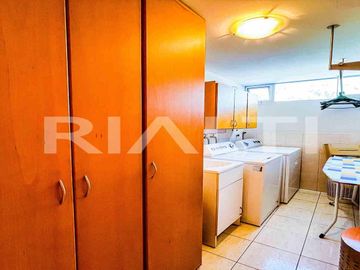 Casa en venta Cumbayá 240 m2 dentro de Urbanización Privada.