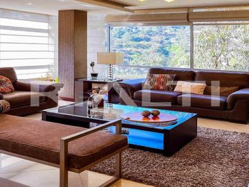 Casa en venta Cumbayá 240 m2 dentro de Urbanización Privada.