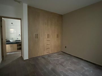 Increíble Casa en Zibatá, Vista al Campo de Golf, 3 Recamaras, una en PB