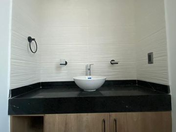 Increíble Casa en Zibatá, Vista al Campo de Golf, 3 Recamaras, una en PB