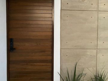 Residencia de Autor en Zibatá, Vista al Campo de Golf, 3 Recamaras, una en PB