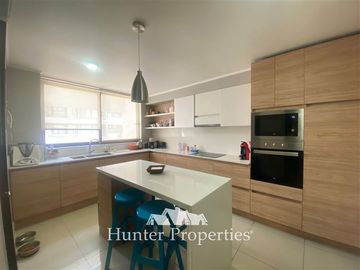 Departamento en Venta en Las Hualtatas con camino el parque