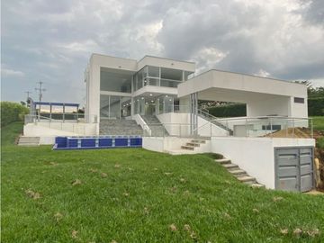 Casa Campestre en cerritos