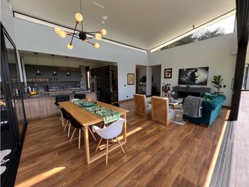 Casa Campestre en venta en Via San Antonio - La Ceja