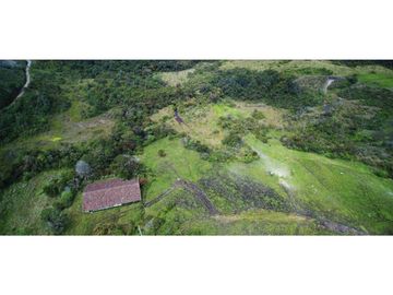 Finca en la unión Antioquia sector Mesopotamia 532 cu.(340 HA)