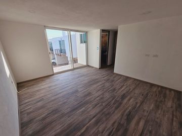 VENTA DE CASA  APROXIMADAMENTE A 10 MINUTOS DE C.U. BUAP, PUEBLA, PUEBLA.