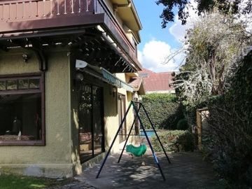 Se vende amplia y luminosa casa de 2 pisos Miraflores Bajo, Viña del Mar An.-
