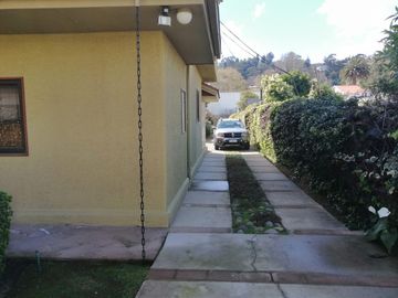 Se vende amplia y luminosa casa de 2 pisos Miraflores Bajo, Viña del Mar An.-