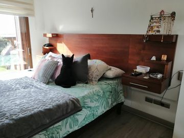 Se vende espectacular casa Jardin del Mar, piscina temperada y estacionamientos An.-