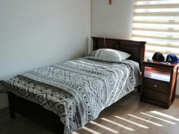 Se vende espectacular casa Jardin del Mar, piscina temperada y estacionamientos An.-