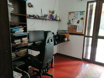 Se vende espectacular casa Jardin del Mar, piscina temperada y estacionamientos An.-