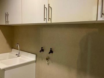 DEPARTAMENTO EN VENTA CON TERRAZA. CUENCA